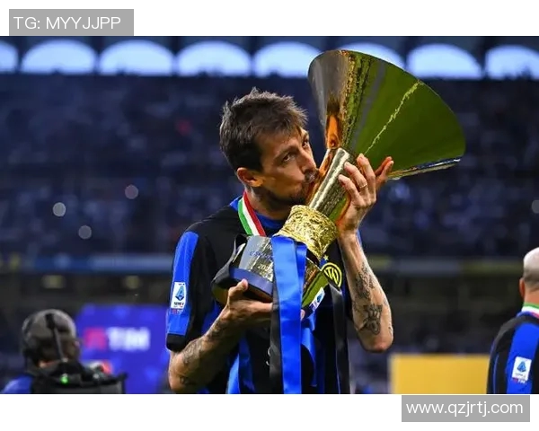 国际米兰豪购巴萨前锋，剑指意甲冠军：蓝黑军团雄心勃勃