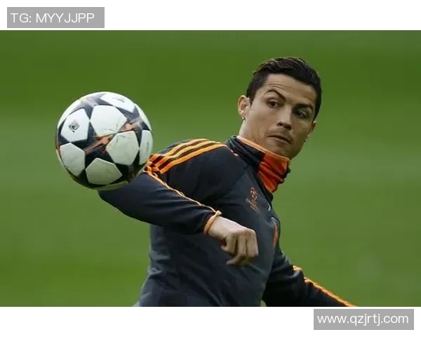 皇马主席宣布续约全队核心,稳固球队阵容备战欧冠 皇马主席宣布续约全队核心,稳固球队阵容备战欧冠