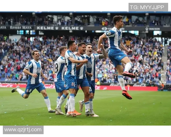 西班牙足球协会推行新政策：西甲联赛试行VAR技术，裁判委员会进行调整